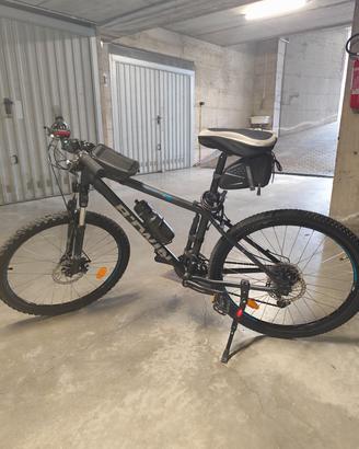 Rockrider MTB 27,5" accessoriata