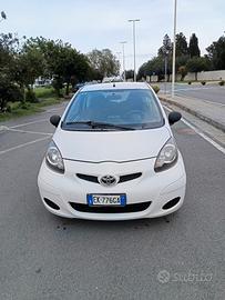 Toyota Aygo 1000 cc benzina anno 2012