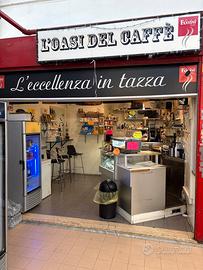 Box adibito a Bar all'interno del mercato