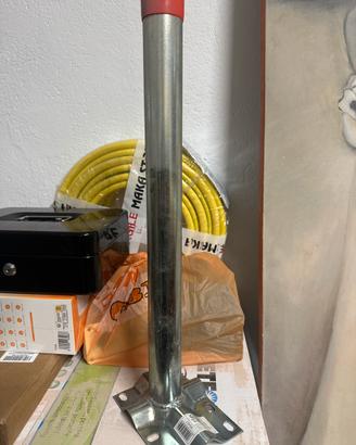 Supporto a muro antenna tv