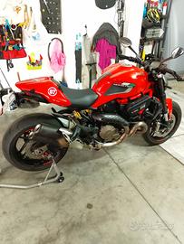 ducati Monster 821 abs