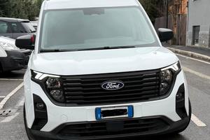 Ford transit courier