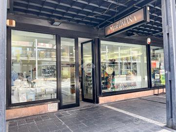 MULTILOCALE A VARESE