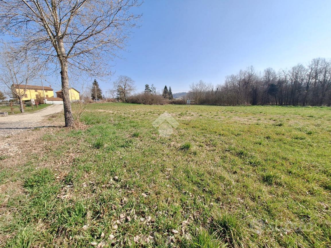 TER. RESIDENZIALE A VOLPEDO - Vista 2