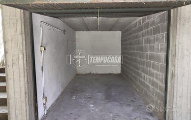 BOX DI 14MQ IN VIALE LOMBARDIA