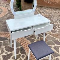 Tavolo da trucco