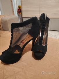 scarpe col tacco a spillo