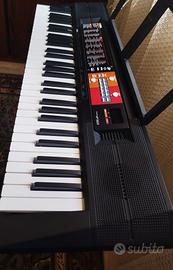 Tastiera Yamaha PSR F 51.