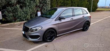Mercedes-Benz Classe B180 Automatic Premium AMG