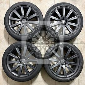 Cerchi e pneumatici 21 Land Rover Velar F-Pace