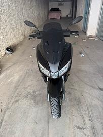 aprlia sxr 50  sport