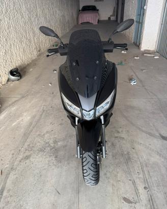 aprlia sxr 50  sport
