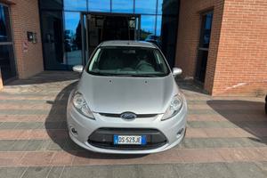 Ford Fiesta 1.4 TDCi 68CV 5 porte Titanium