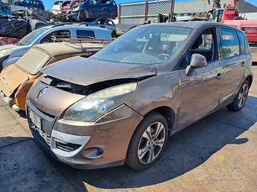 RENAULT SCENIC XMOD PER RICAMBI