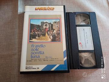 VHS FRATELLO SOLE SORELLA LUNA 