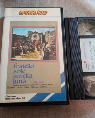 VHS FRATELLO SOLE SORELLA LUNA 