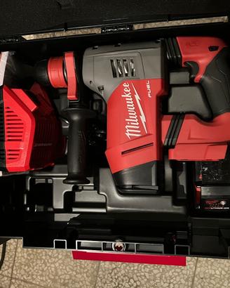 Tassellatore a batteria nuovo Milwaukee M18 CHPX