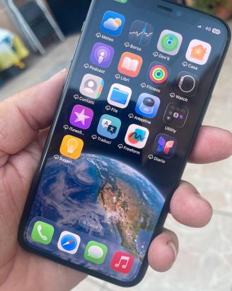 iPhone 11 Pro verde batteria nuova