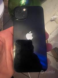 Iphone 13.  Nero. 128 gb. Display da sostiture