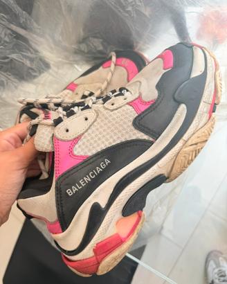 Balenciaga triple s