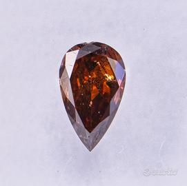 Diamante Natural Fancy Dark Orange