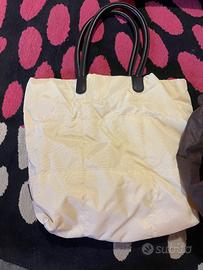 Borsa moncler colore crema