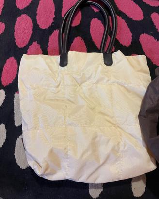 Borsa moncler colore crema