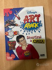 Libro Disney's Art Attack - Divertirsi a Casa