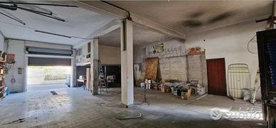 Garage di 130 MQ a Riposto