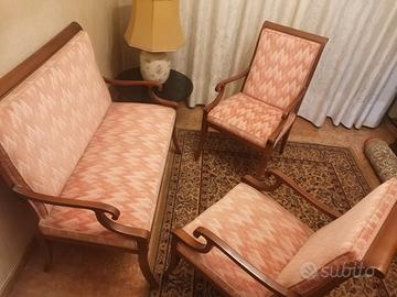 Salottino vintage in legno e velluto rosa