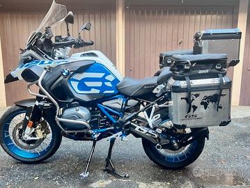 MOTO BMW
