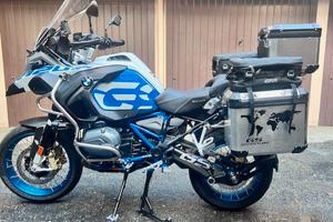MOTO BMW