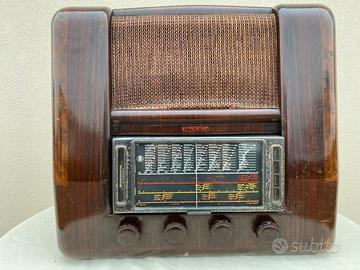 Radio epoca a valvole Allocchio Bacchini italiana