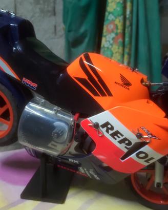 Honda rc 211V de agostini 