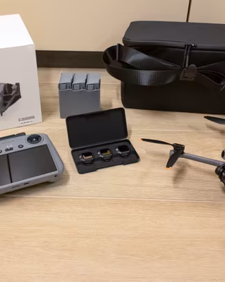 Drone DJI Mini 5 Pro Fly More Combo + Care Refresh