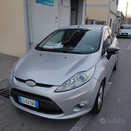 fiesta 1400 dti ghia 5 porte