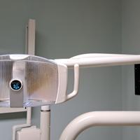 Lampada scialitica  dentista estetica tatuatore