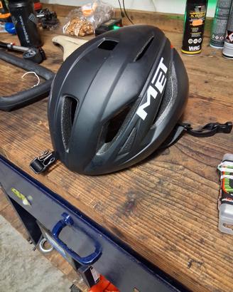 casco bici Met 