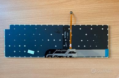 Tastiera QWERTY retroilluminata