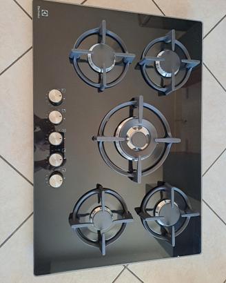 piano cottura 5 fuochi  gas 75cm