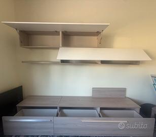 Mobile tv piu sportelli a muro