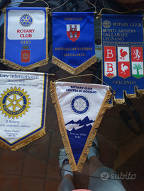 Gagliardetti Rotary club-rotaract anni 80 in poi