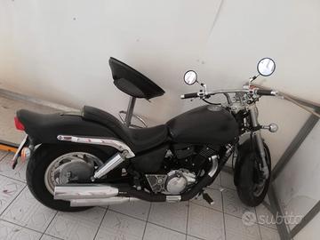Suzuki Marauders 800