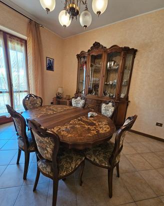 sala da pranzo in stile Rococò 