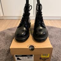 Dr Martens 1460 donna n. 40 usate 3 volte