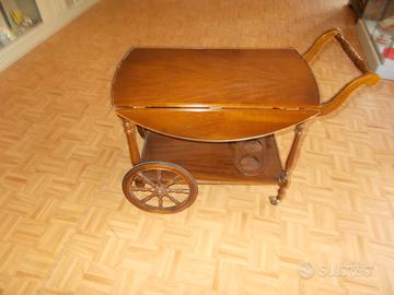 carrello porta vivande