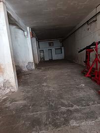 Locale - magazzino