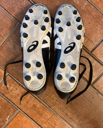 Scarpe da calcio asiscs tacchetti in gomma