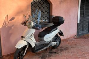 Aprilia Scarabeo 300 S