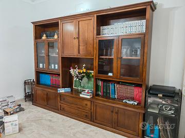 ampia credenza arte povera